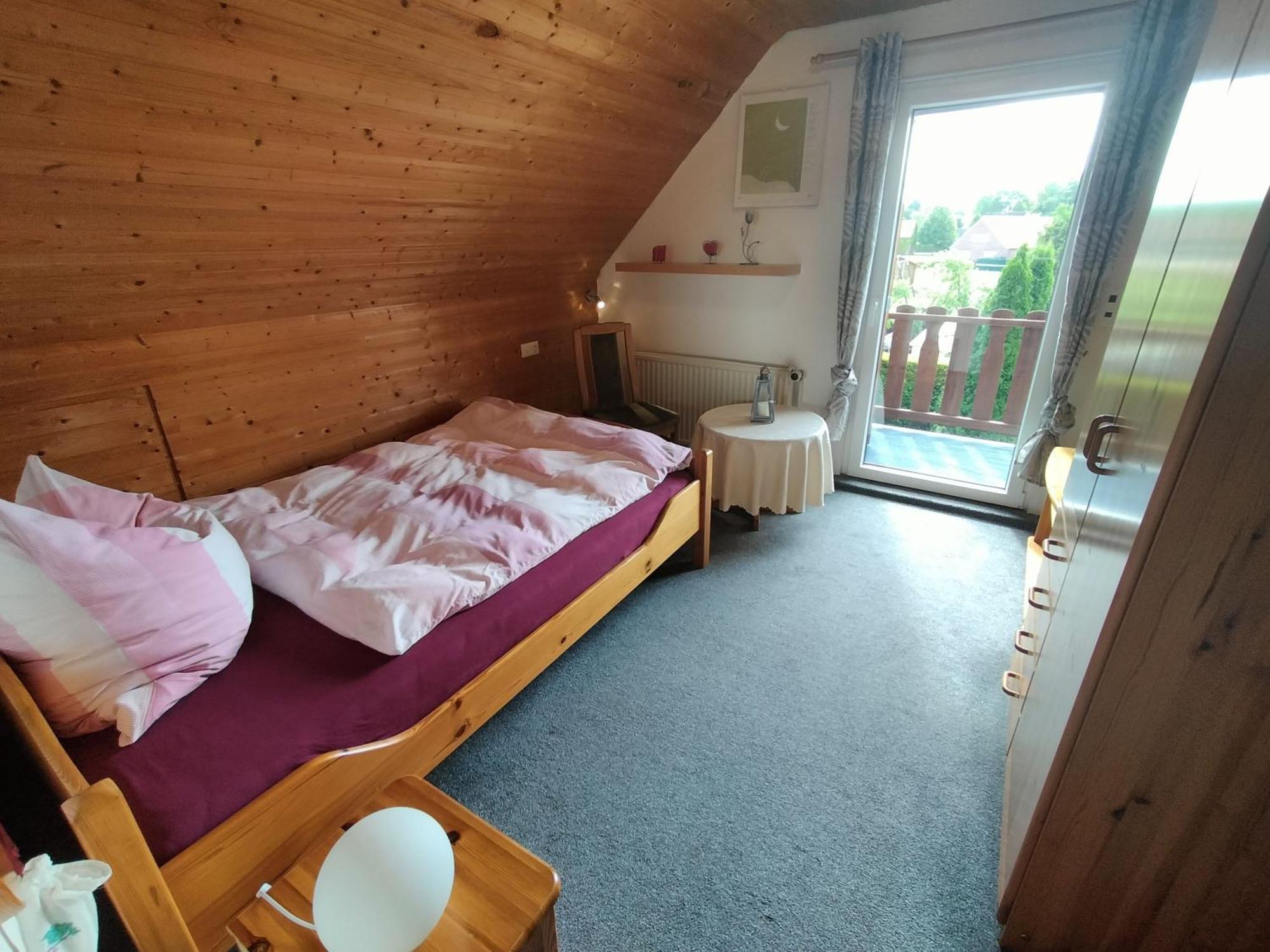 Ferienwohnung Mona, 65314 Moormerland Екстериор снимка