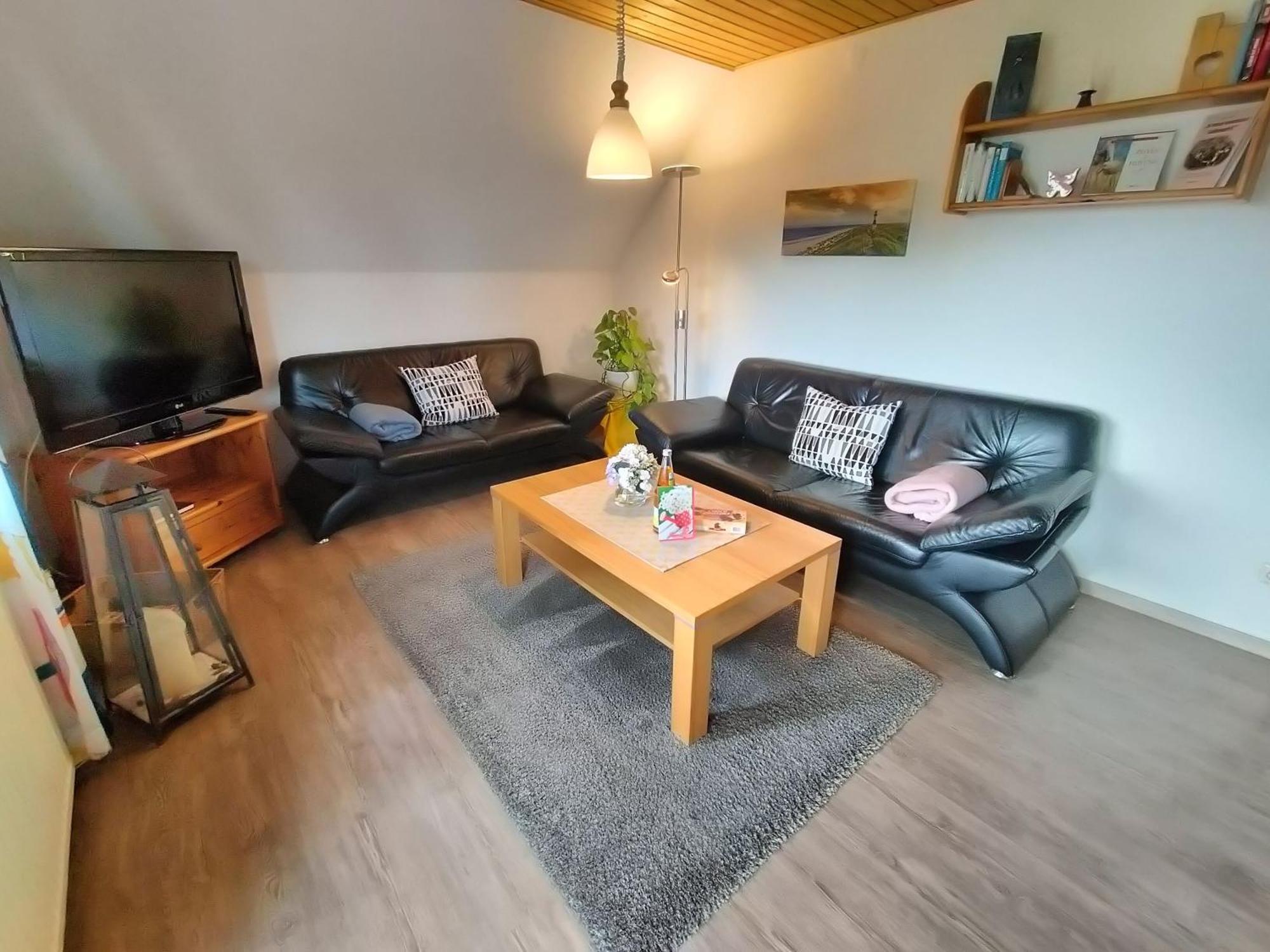 Ferienwohnung Mona, 65314 Moormerland Екстериор снимка